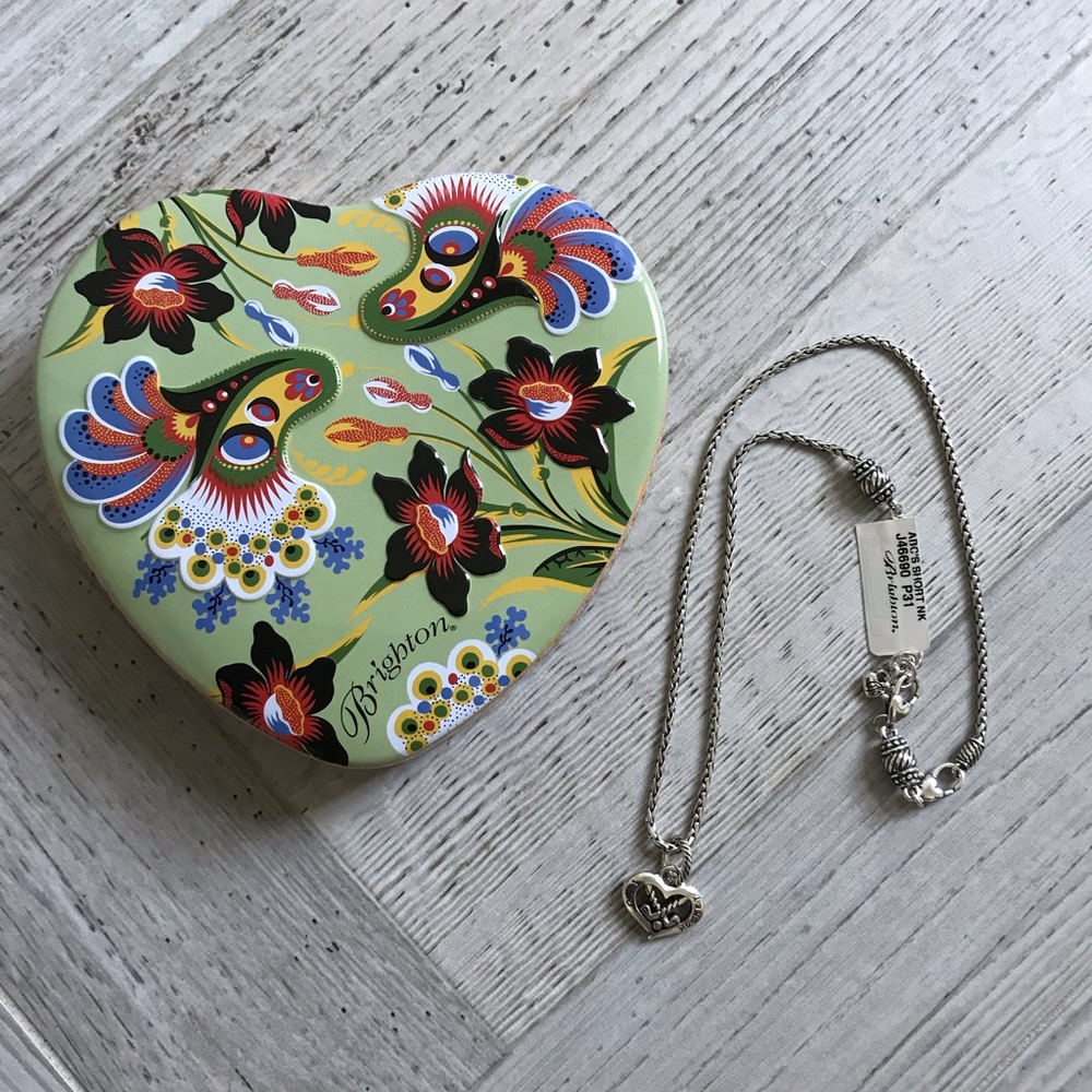 BRIGHTON NWT AND BOX HOCKEY NECKLACE